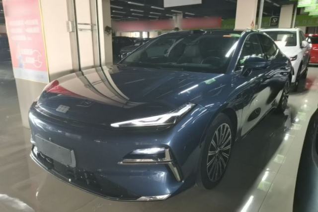 Used Geely Galaxy 8 2025 130km EM-P Starship Edition