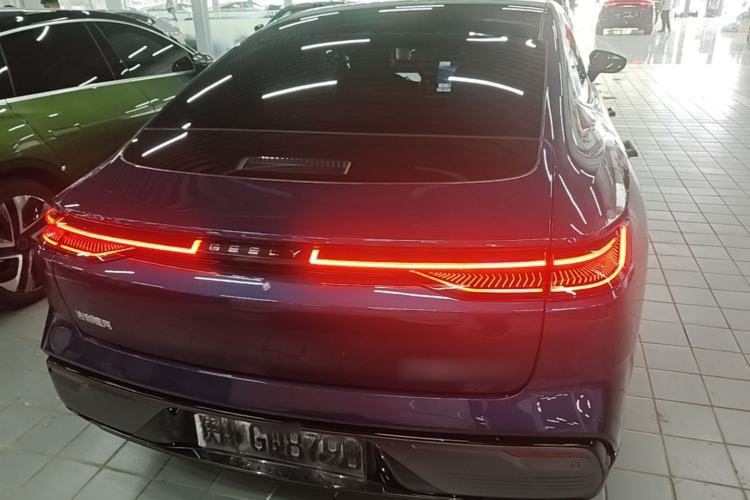 Used Geely Galaxy 8 2025 130km EM-P Starship Edition Rear