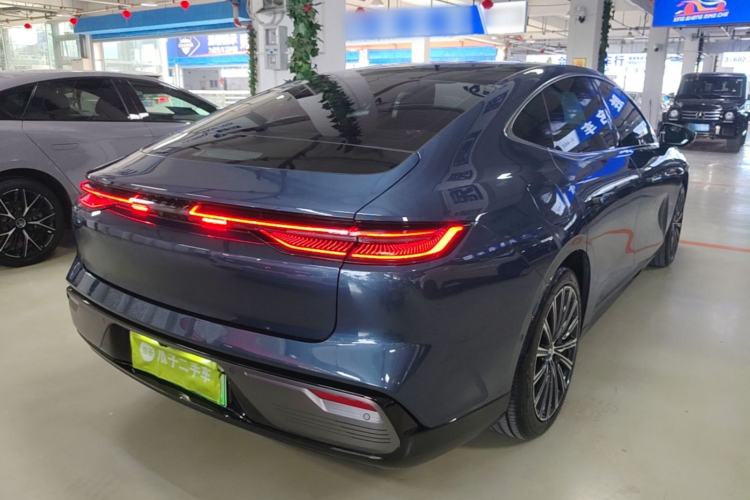 Used Geely Galaxy 8 2025 130km EM-P Exploration Edition Rear Right 45 Deg