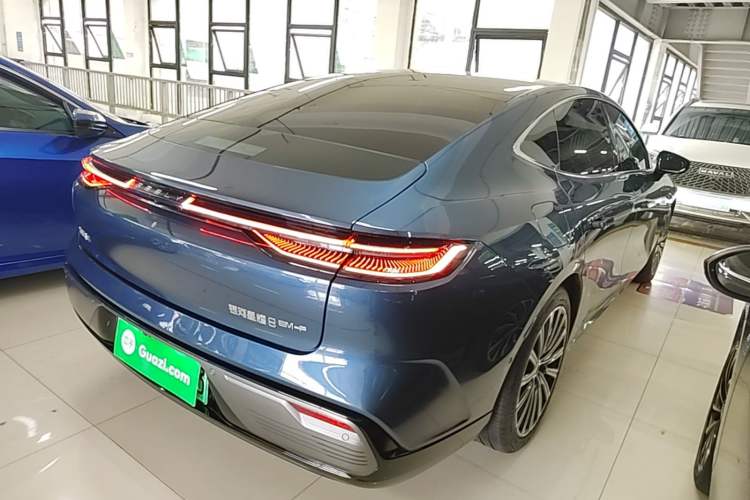 Used Geely Galaxy 8 2025 130km EM-P Starship Edition Rear Right 45 Deg