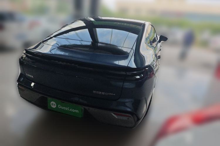 Used Geely Galaxy 8 2025 130km EM-i Flagship Edition Rear Right 45 Deg