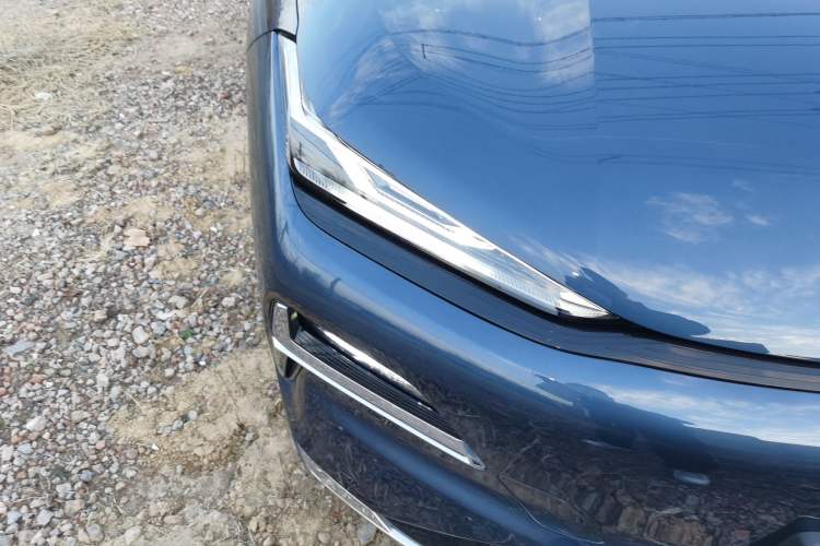 Used Geely Galaxy 8 2025 130km EM-i Deluxe Edition Right Front Headlight