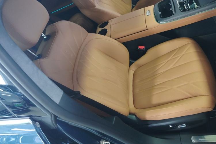 Used Geely Galaxy 8 2025 130km EM-P Exploration Edition Right Front Seat
