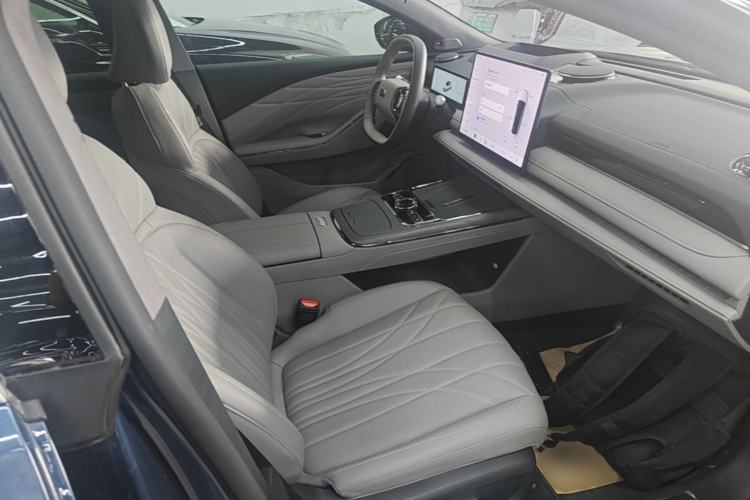 Used Geely Galaxy 8 2025 130km EM-P Starship Edition Right Front Seat