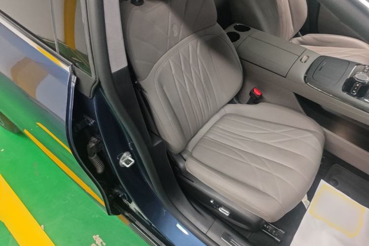 Used Geely Galaxy 8 2025 130km EM-P Starship Edition Right Front Seat