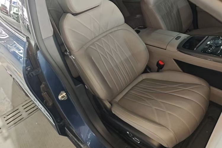 Used Geely Galaxy 8 2025 130km EM-P Starship Edition Right Front Seat