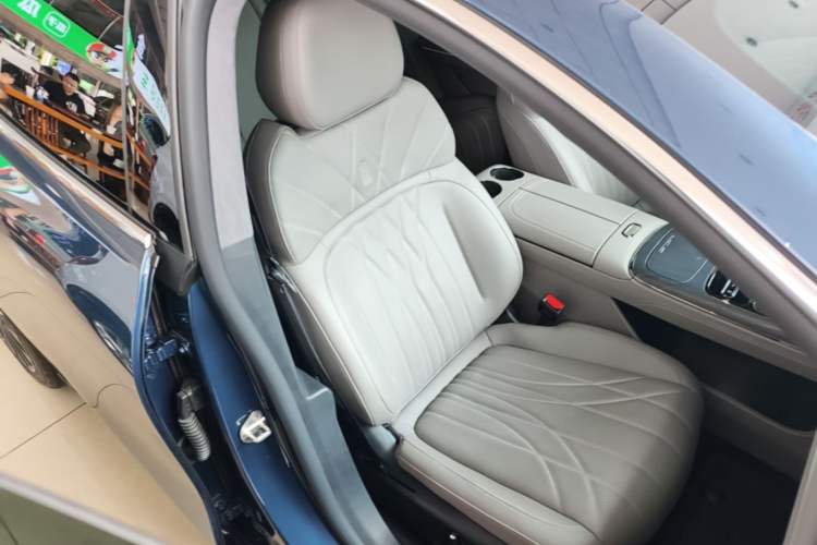 Used Geely Galaxy 8 2025 130km EM-P Starship Edition Right Front Seat