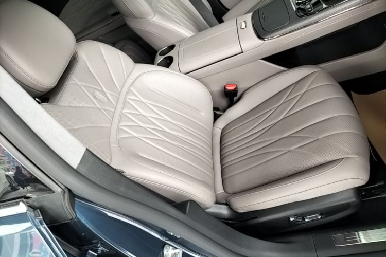 Used Geely Galaxy 8 2025 130km EM-P Starship Edition Right Front Seat