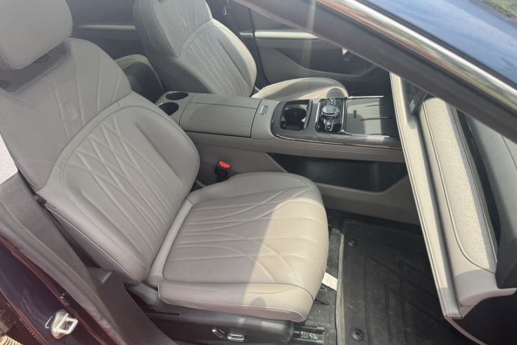 Used Geely Galaxy 8 2025 130km EM-P Starship Edition Right Front Seat