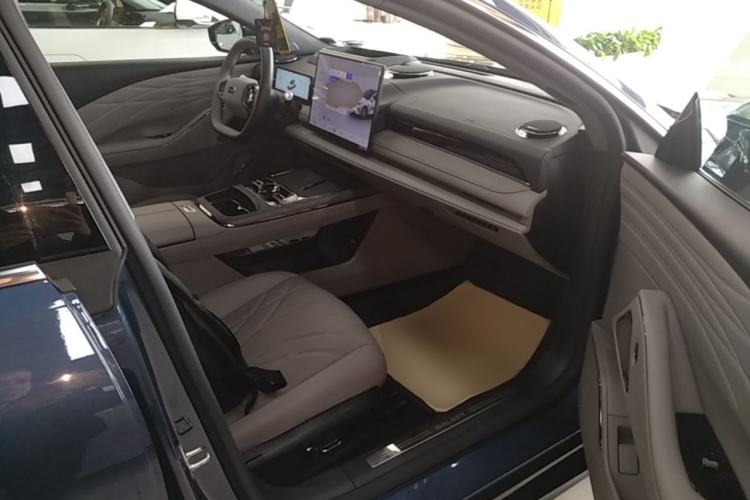 Used Geely Galaxy 8 2025 130km EM-P Starship Edition Right Front Seat