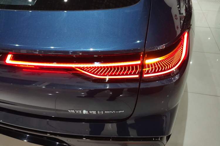 Used Geely Galaxy 8 2025 130km EM-P Starship Edition Right Rear Taillight