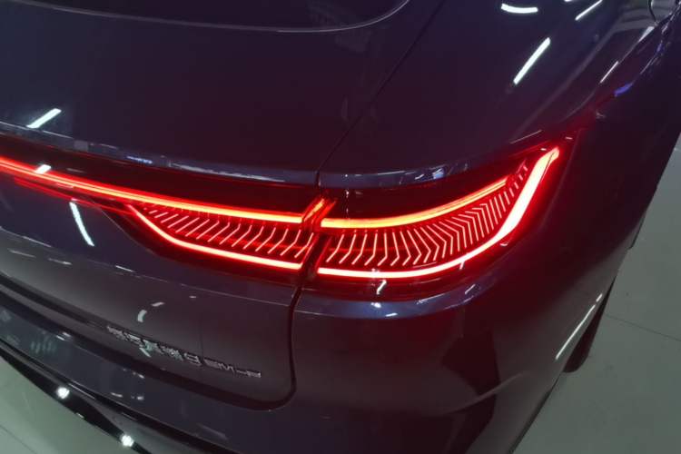 Used Geely Galaxy 8 2025 130km EM-P Starship Edition Right Rear Taillight