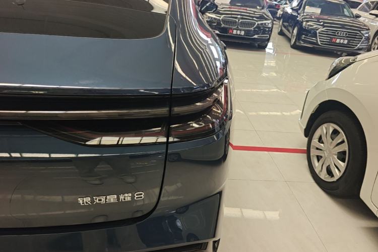 Used Geely Galaxy 8 2025 130km EM-P Starship Edition Right Rear Taillight