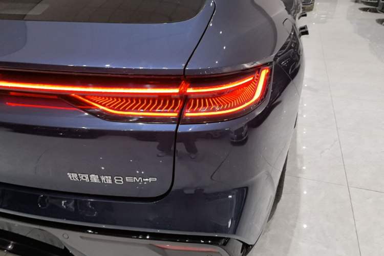 Used Geely Galaxy 8 2025 130km EM-P Starship Edition Right Rear Taillight