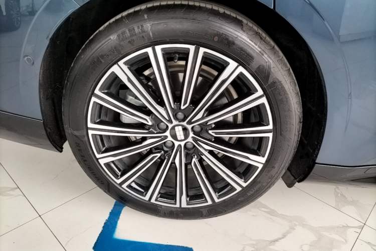 Used Geely Galaxy 8 2025 130km EM-P Starship Edition Right Rear Wheel Hub