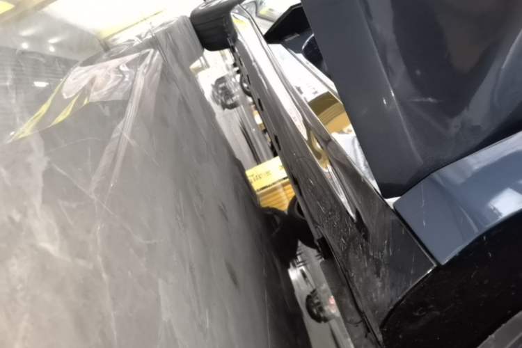 Used Geely Galaxy 8 2025 130km EM-P Starship Edition Right Side Sill