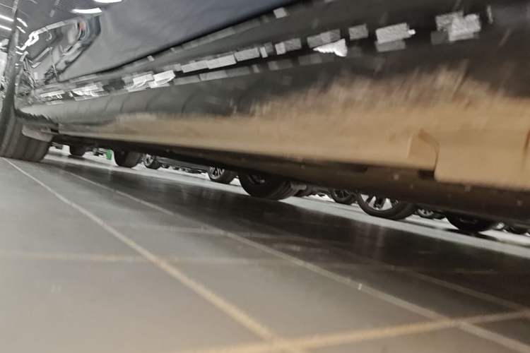 Used Geely Galaxy 8 2025 130km EM-P Starship Edition Right Side Sill