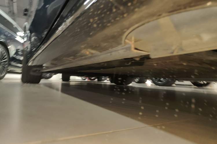 Used Geely Galaxy 8 2025 130km EM-P Starship Edition Right Side Sill