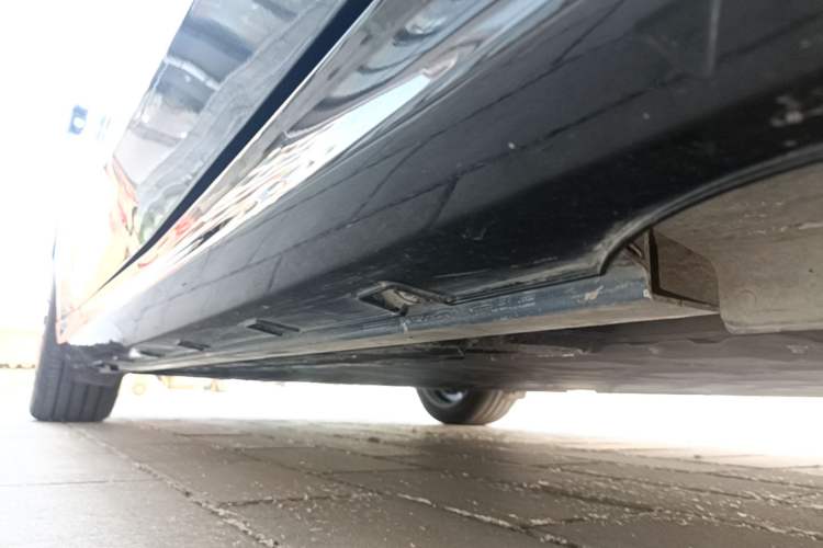 Used Geely Galaxy 8 2025 130km EM-P Starship Edition Right Side Sill