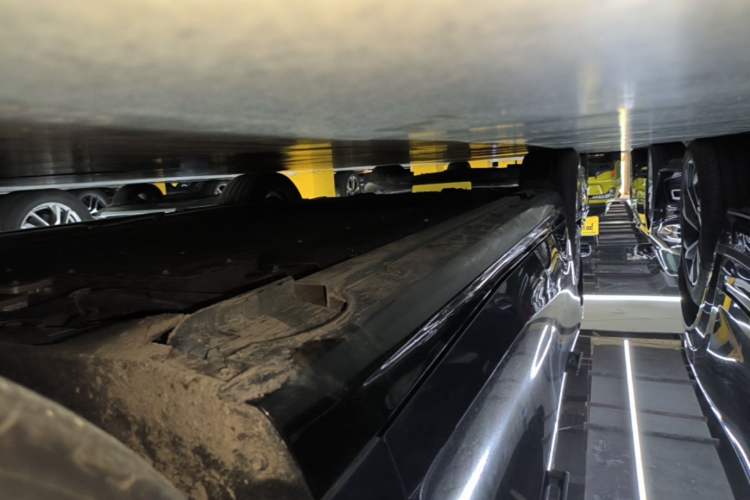Used Geely Galaxy 8 2025 130km EM-P Starship Edition Right Side Sill