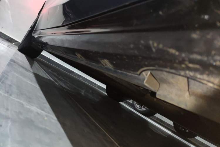 Used Geely Galaxy 8 2025 130km EM-i Flagship Edition Right Side Sill