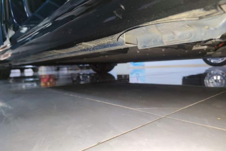 Used Geely Galaxy 8 2025 130km EM-P Starship Edition Right Side Sill