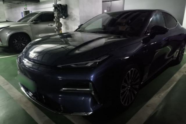 Used Geely Galaxy 8 2025 130km EM-i Flagship Edition