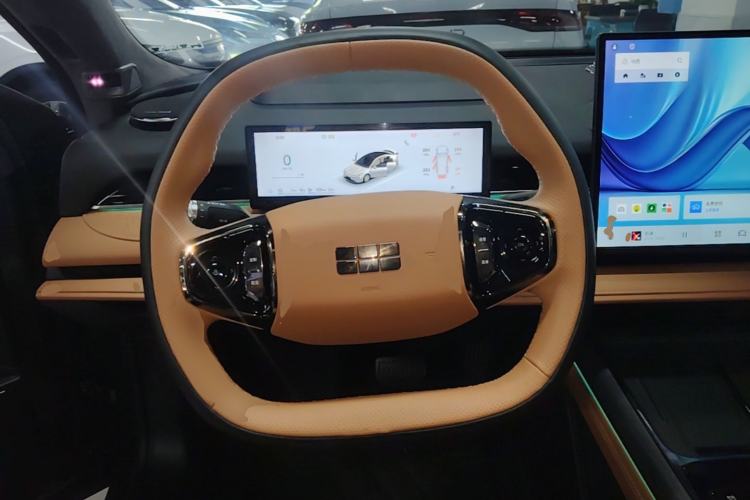 Used Geely Galaxy 8 2025 130km EM-P Starship Edition Steering Wheel
