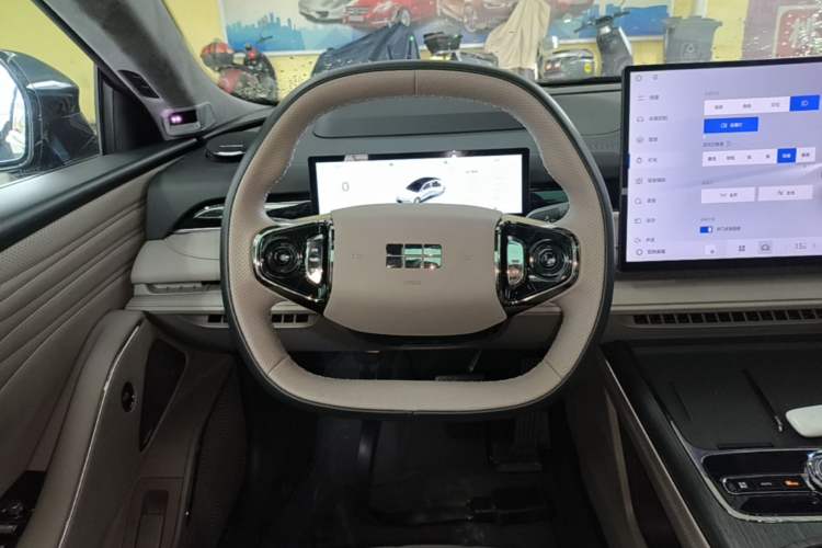 Used Geely Galaxy 8 2025 130km EM-P Starship Edition Steering Wheel