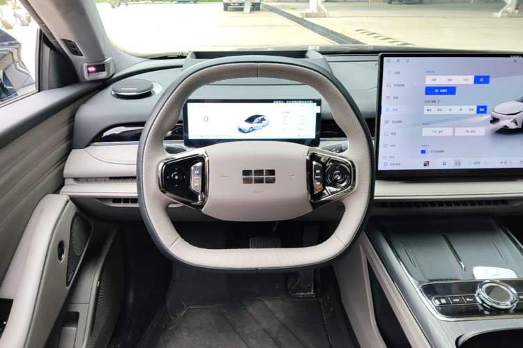 Used Geely Galaxy 8 2025 130km EM-P Starship Edition Steering Wheel
