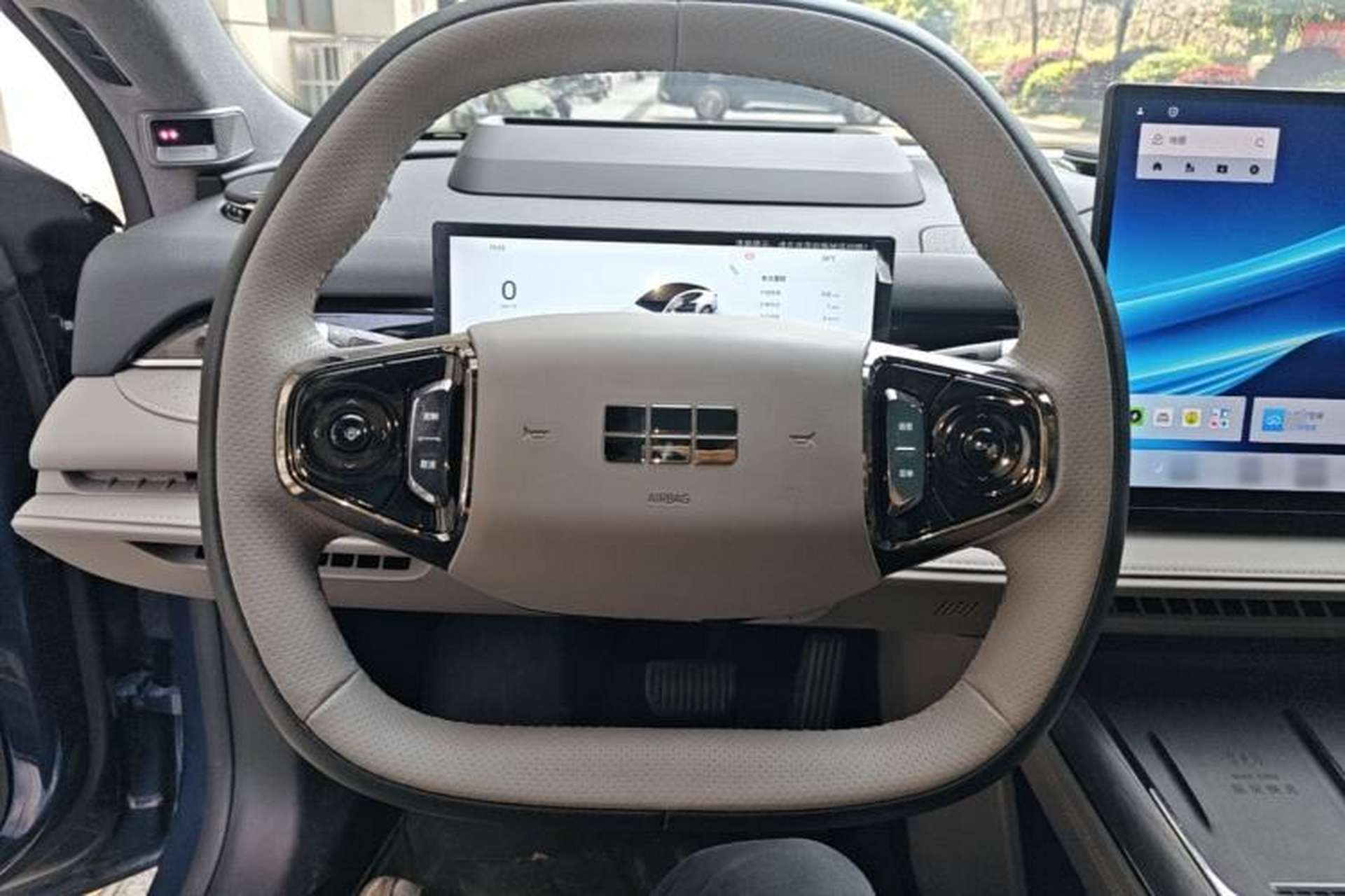 Used Geely Galaxy 8 2025 130km EM-P Starship Edition Steering Wheel