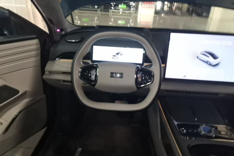 Used Geely Galaxy 8 2025 130km EM-P Starship Edition Steering Wheel