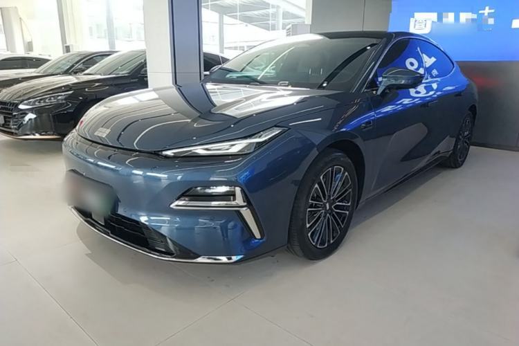 Ojetý Geely Galaxy 8 2025 130km EM-i Prestige Edition Guazi used car, China used car export, Used car for sale, Used  cars, Cheapest cars for sale