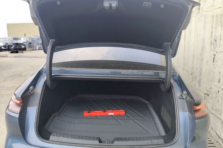 Used Geely Galaxy 8 2025 130km EM-P Starship Edition Trunk
