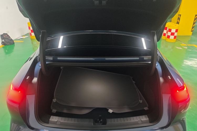 Used Geely Galaxy 8 2025 130km EM-P Starship Edition Trunk