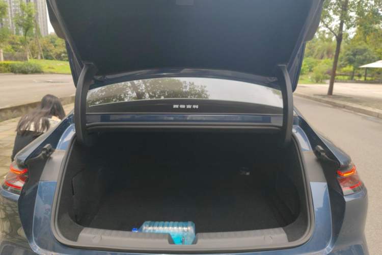 Used Geely Galaxy 8 2025 130km EM-P Exploration Edition Trunk
