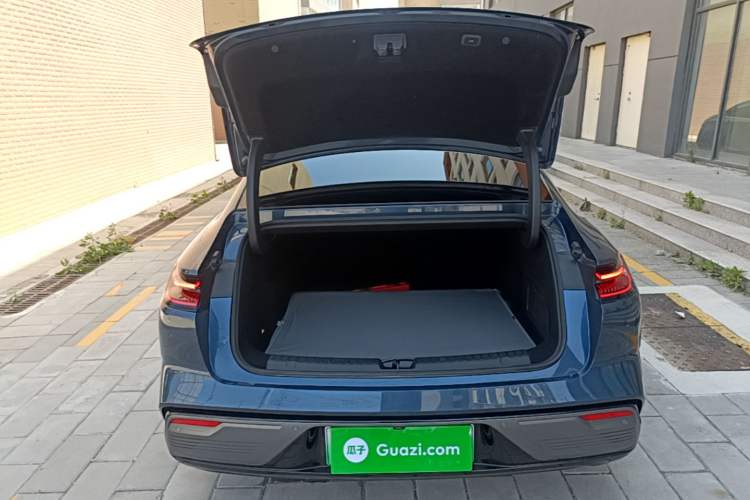 Used Geely Galaxy 8 2025 130km EM-P Starship Edition Trunk