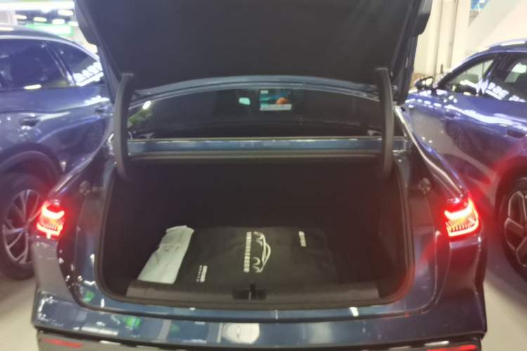 Used Geely Galaxy 8 2025 130km EM-P Starship Edition Trunk