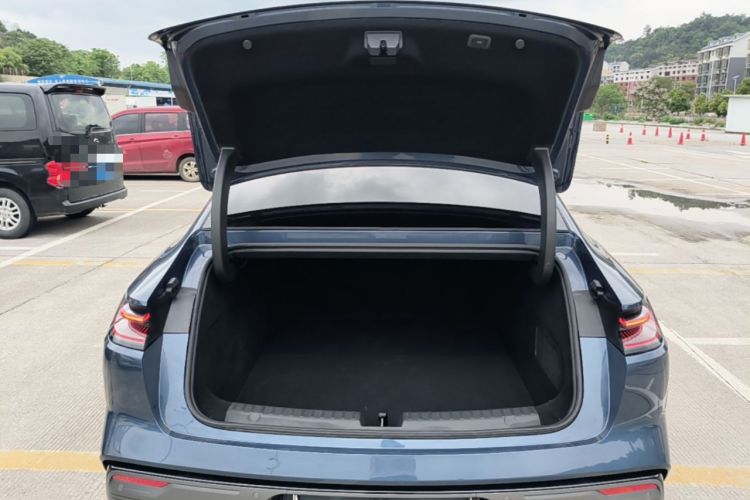 Used Geely Galaxy 8 2025 130km EM-P Starship Edition Trunk