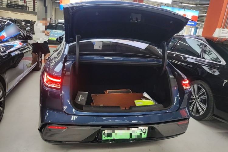 Used Geely Galaxy 8 2025 130km EM-i Deluxe Edition Trunk