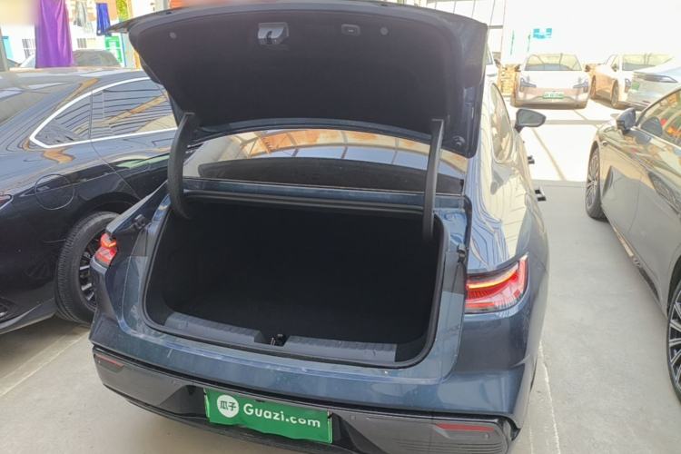 Used Geely Galaxy 8 2025 130km EM-P Starship Edition Trunk