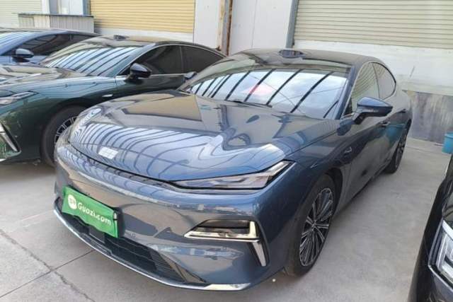 Used Geely Galaxy 8 2025 130km EM-P Starship Edition
