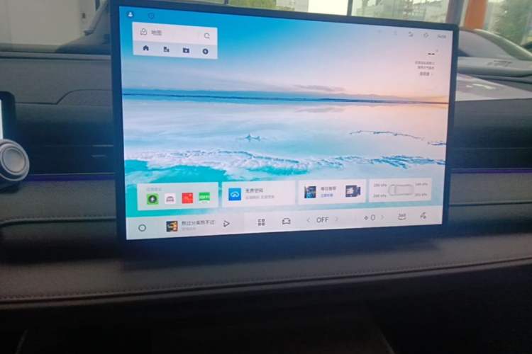 Used Geely Galaxy 8 2025 130km EM-P Exploration Edition Audio And AC Panel