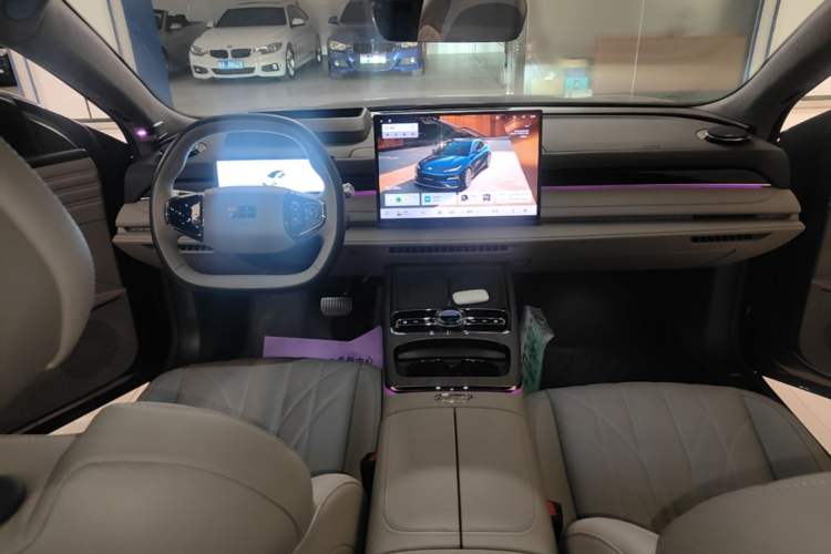 Used Geely Galaxy 8 2025 130km EM-P Starship Edition Center Console