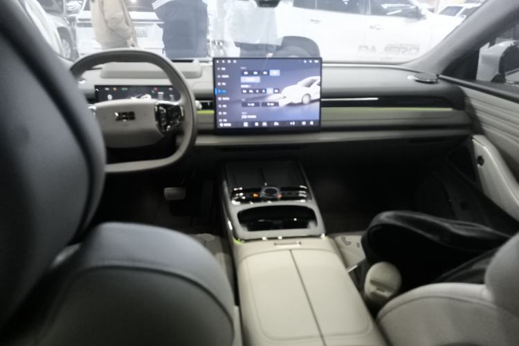Used Geely Galaxy 8 2025 130km EM-P Starship Edition Center Console