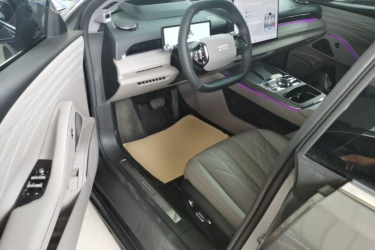 Used Geely Galaxy 8 2025 130km EM-i Flagship Edition Driver Seat