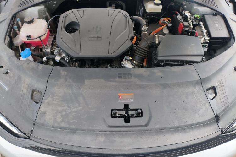 Used Geely Galaxy 8 2025 130km EM-i Flagship Edition Engine Bay