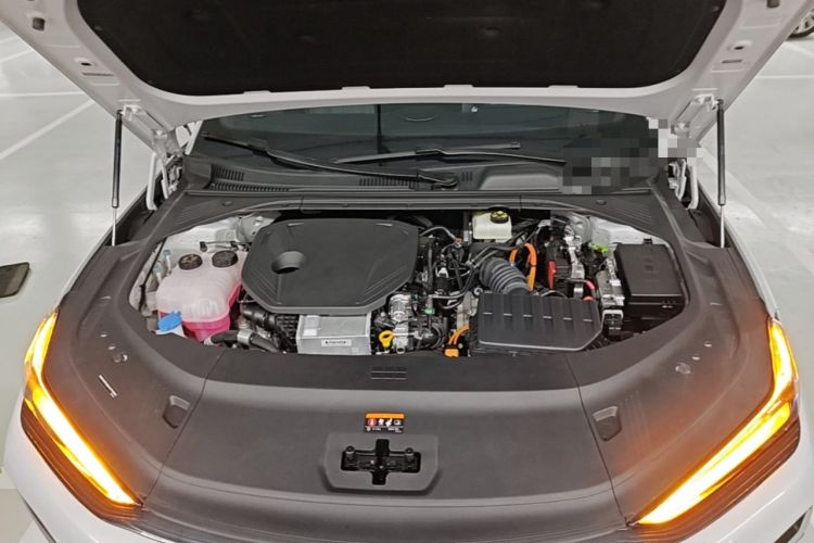 Used Geely Galaxy 8 2025 130km EM-P Starship Edition Engine Bay