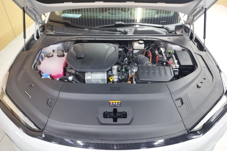 Used Geely Galaxy 8 2025 130km EM-P Starship Edition Engine Bay