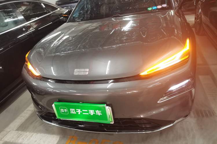 Used Geely Galaxy 8 2025 130km EM-i Prestige Edition Exterior 1
